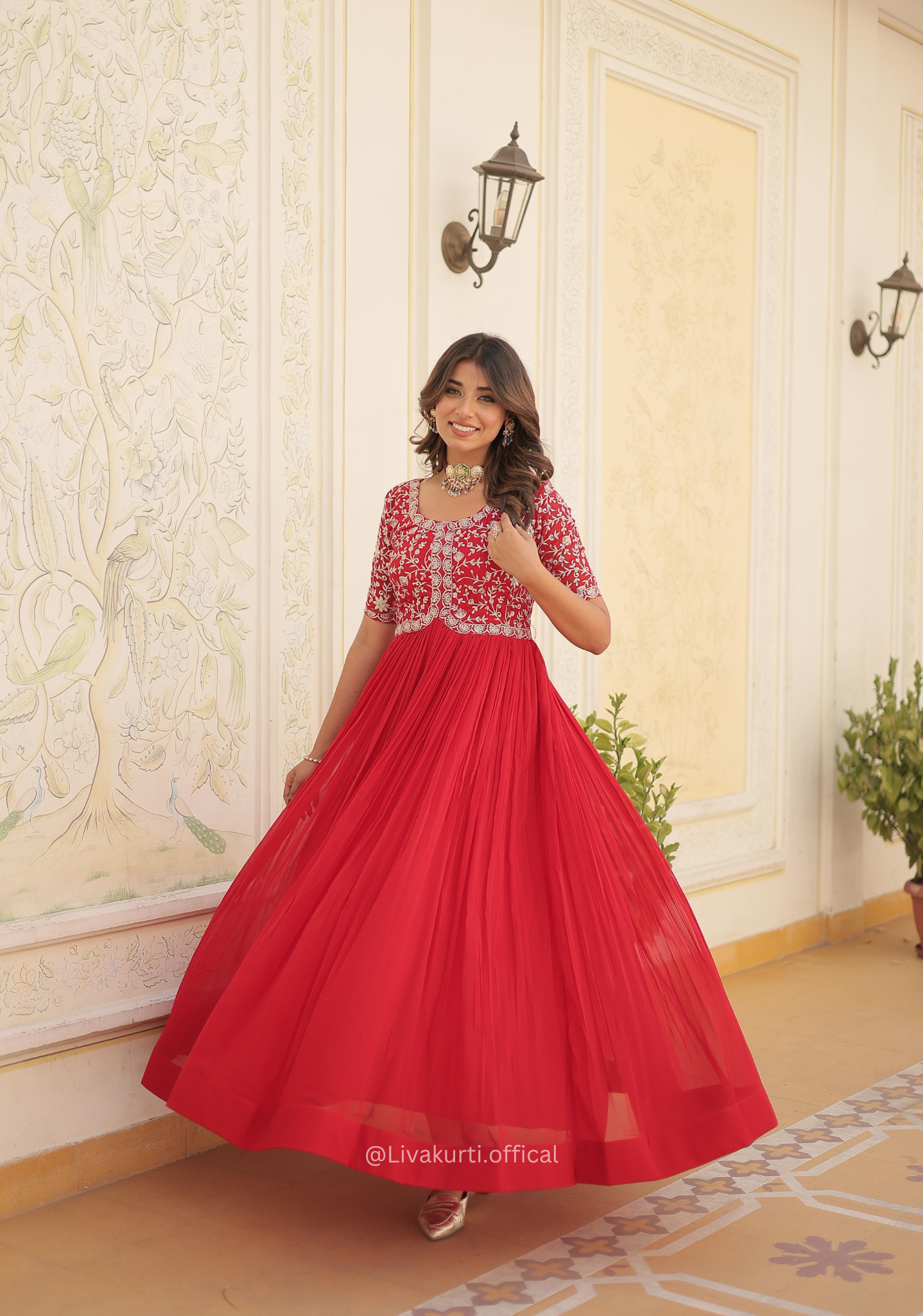 Red Colour Faux Blooming with Embroidery Zari Work