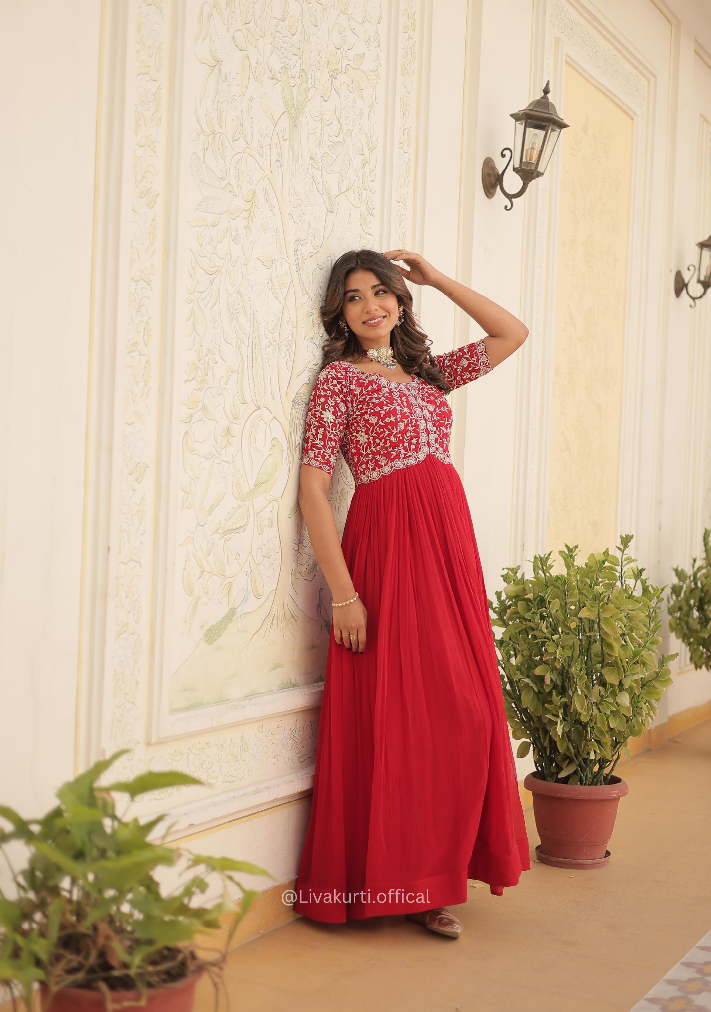 Red Colour Faux Blooming with Embroidery Zari Work